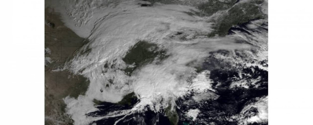 Βίντεο: Αντιμέτωπη με τη χειρότερη χιονοθύελλα από το 1978 η Αμερική