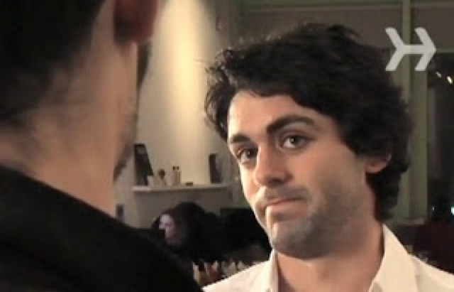 Βίντεο: Πώς να καταλάβετε ότι κάποιος σας λέει ψέματα!