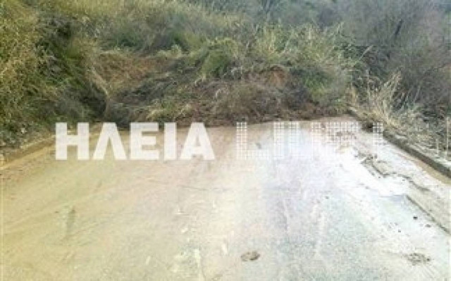 Κλειστός λόγω κατολίσθησης ο δρόμος Κρέστενας - Ανδρίτσαινας