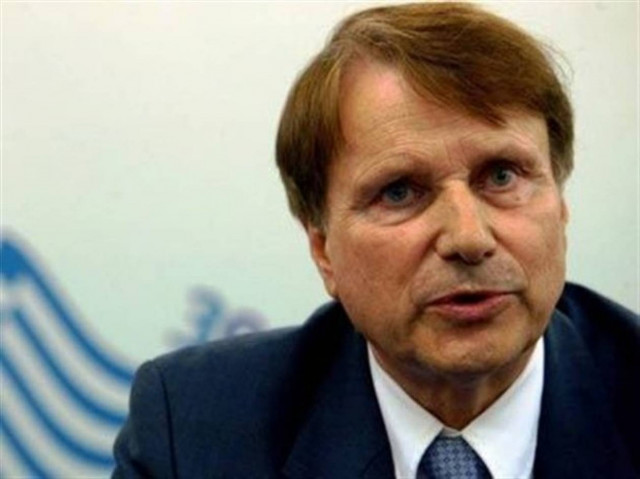 Δείτε πόσο φιλοδώρημα άφησε ο Ράιχενμπαχ σε ταβέρνα στα Λαδάδικα