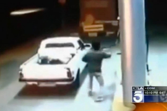 Βίντεο - Σοκ: Γλύτωσε από θαύμα!