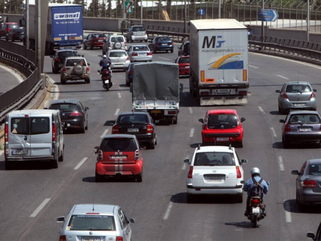 700.000 αυτοκίνητα κινδυνεύουν να μείνουν ανασφάλιστα