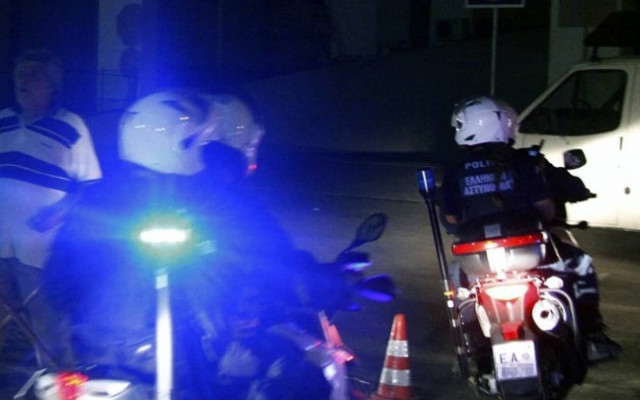 Αναζητούν νεαρούς που πουλούσαν "προστασία" σε νυχτερινό κέντρο