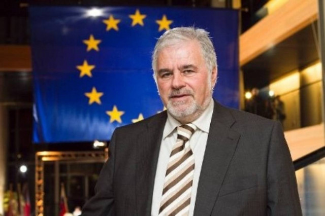 Πουπάκης: Να παρέμβει ο Σαμαράς για τον Μέργο