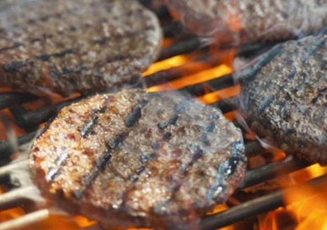 Στις Βρυξέλλες το σκάνδαλο για το κρέας αλόγου