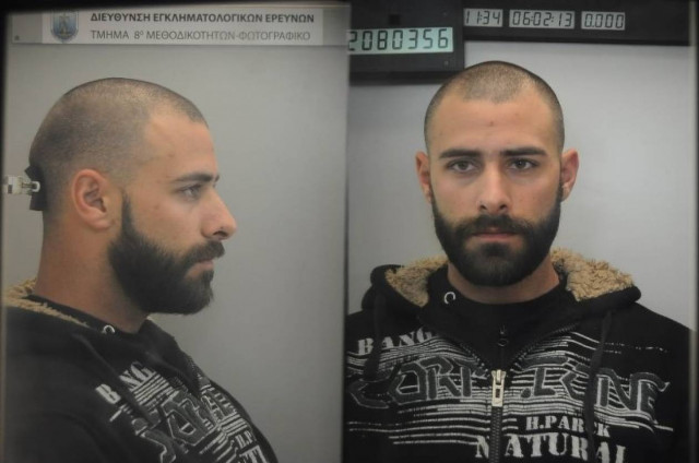 Στη δημοσιότητα τα στοιχεία ενόπλων με «άρωμα» Ακροδεξιάς (pics)