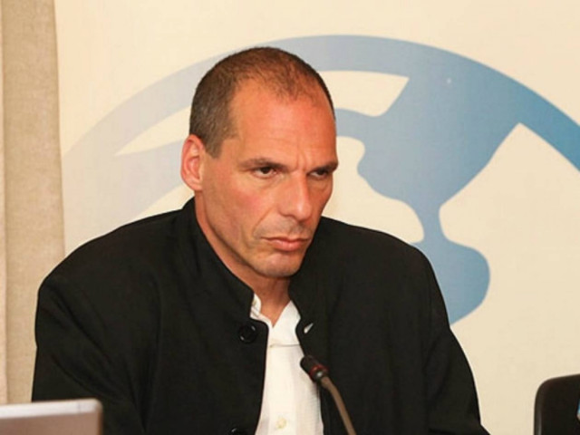 Γιάννης Βαρουφάκης: Υπαλληλίσκος και αγράμματος ο Όλι Ρεν!