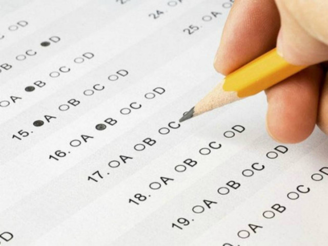 Οι καλοί βαθμοί στο σχολείο είναι… κολλητικοί!