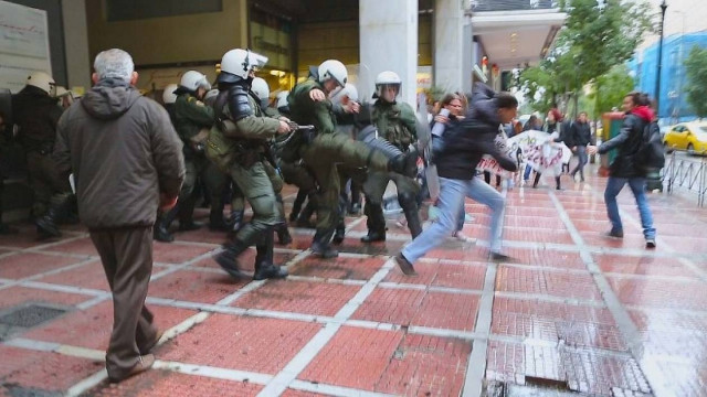ΣΥΡΙΖΑ: Έτσι μας χτύπησαν και μας ψέκασαν (ΦΩΤΟ)