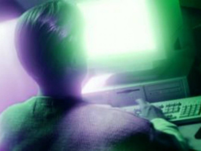 Απίστευτο: Έπινε χάπια … κι έγινε γκέι!