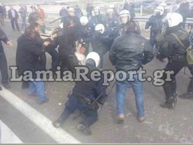 Βίντεο: «Έφαγα ξύλο από τα ΜΑΤ αλλά κι αυτοί είναι αδέρφια μας»