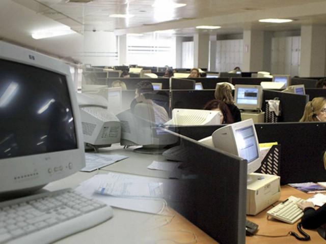 Κινδυνεύουν με απόλυση 3.500 δημόσιοι υπάλληλοι