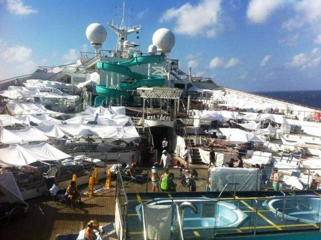 Βίντεο:Τέλος στην περιπέτεια των 4.000 επιβατών του "Carnival Triumph"