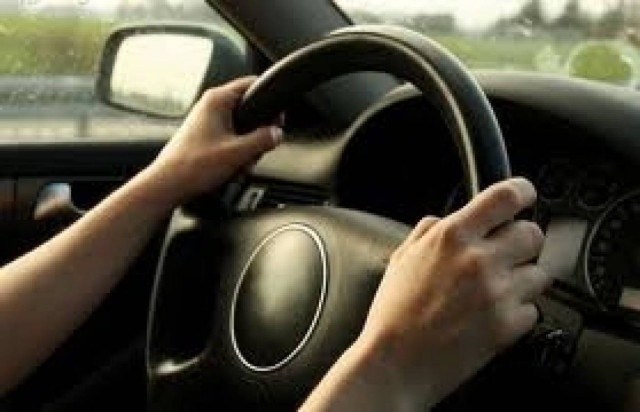 Δεν θα πιστεύετε τι είχε στο στόμα του ενώ οδηγούσε!