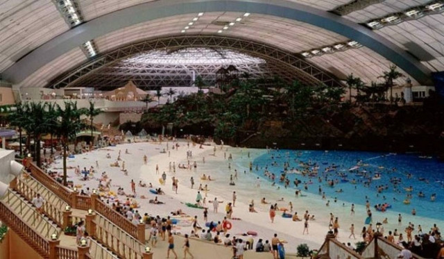 Η μοναδική εσωτερική παραλία στον κόσμο! (pics)