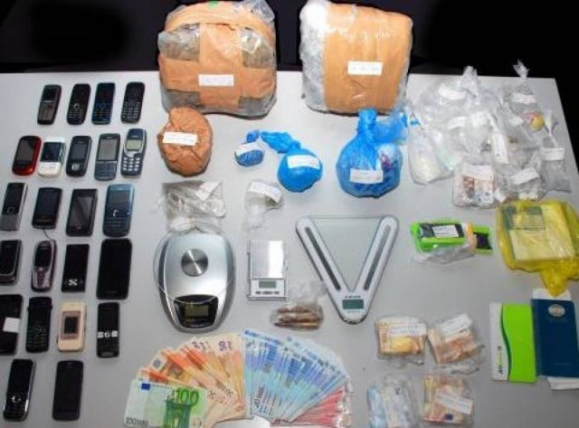 Εξαρθρώθηκαν δύο κυκλώματα ναρκωτικών - Στη σπείρα και μία 88χρονη
