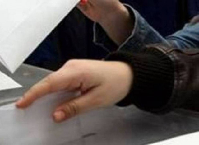 Ξεκάθαρη νίκη Αναστασιάδη δείχνουν τα exit poll