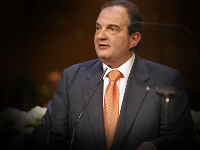 «Παραμένω παρών αλλά όχι δεδομένος»