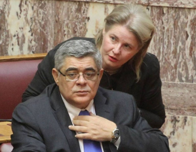 Στο «σφυρί» το ξενοδοχείο της συζύγου του Μιχαλολιάκου