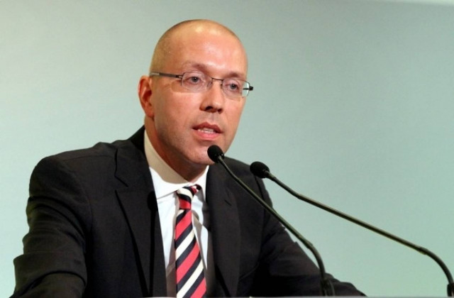 Κυπριακό μνημόνιο έως το Μάρτιο θέλει ο Άσμουσεν