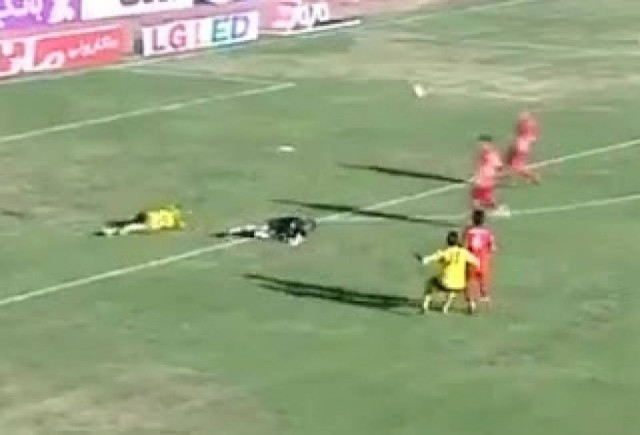 VIDEO: Ο ποδοσφαιριστής που αξίζει το βραβείο fair play!