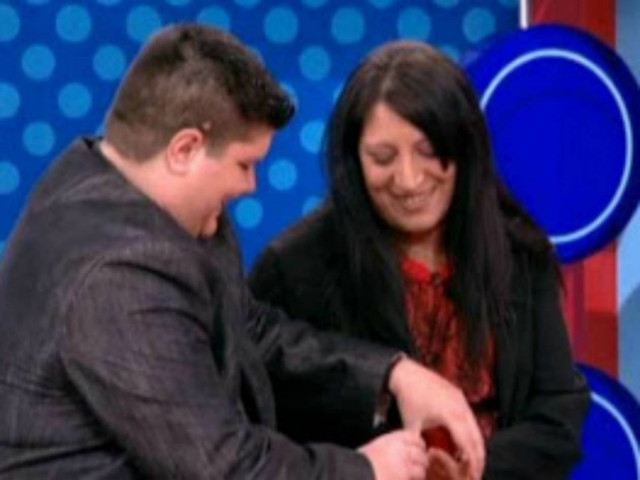 Έκανε αλλαγή φύλου και πρόταση γάμου στην εκπομπή της Αννίτας!