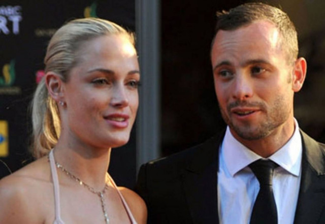 Ο Πιστόριους απαγόρευε τα ψηλά τακούνια και τα σκουλαρίκια