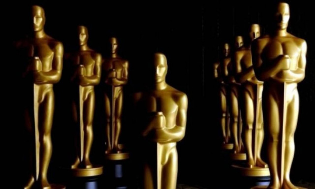 Οι σταρ του Χόλυγουντ λάμπουν με... περιττώματα πουλιών