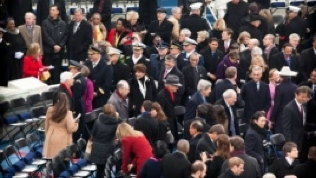 WSJ: Ταξίδια στο εξωτερικό πληρωμένα από ξένες κυβερνήσεις