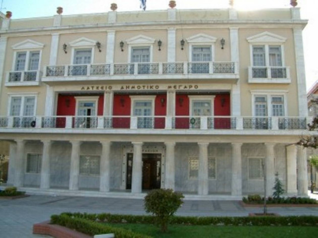 Φοιτητές κατέλαβαν το Δημαρχείο Πύργου