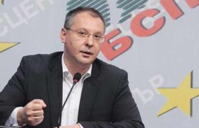 Υπέρ της υποψηφιότητας του Μαλά το Ευρωπαϊκό Σοσιαλιστικό Κόμμα