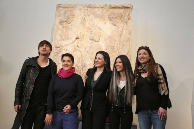 Η Κεφαλογιάννη πήγε την Παπαρίζου και τη Ρουσλάνα στο Μουσείο