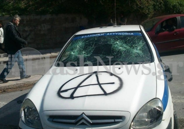 Προσαγωγές υπόπτων για το αναποδογυρισμένο περιπολικό