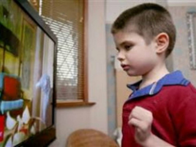 Δεν φαντάζεστε τι τρώει αγoράκι με σπάνια ασθένεια (pics)