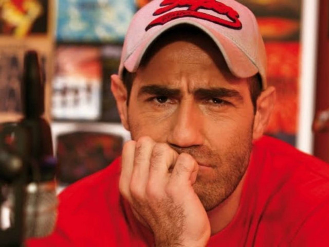 Δείτε πόσο χρονών έγινε ο Αντώνης Κανάκης