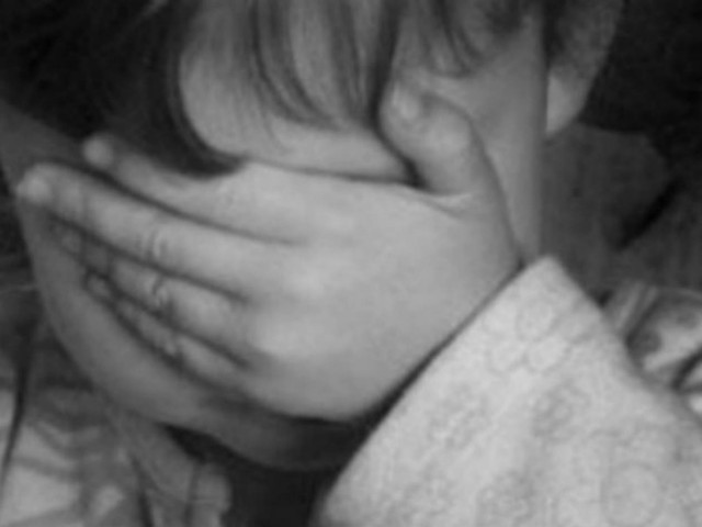 Συγκλονίζει μαθήτρια στην Κρήτη: «Με κακοποιεί ο πατέρας μου»