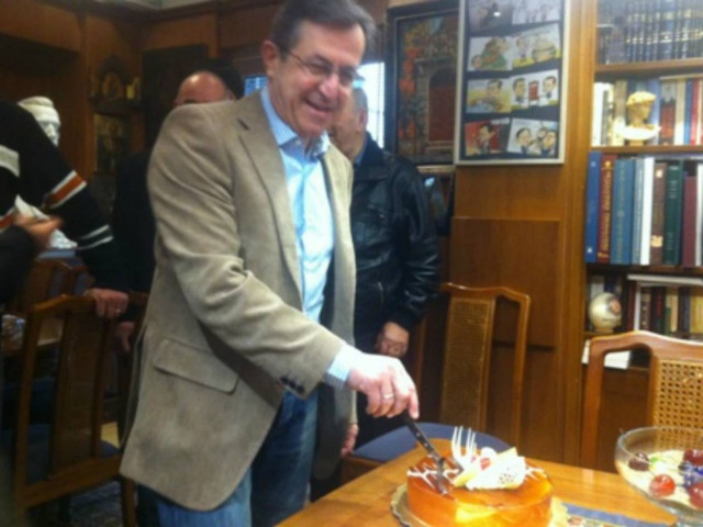 Η έκπληξη των συνεργατών του στον Νίκο Νικολόπουλο