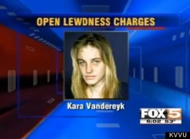 Συνέλαβαν 23χρονη που ήρθε σε ερωτική επαφή με ένα... πιτμπουλ!