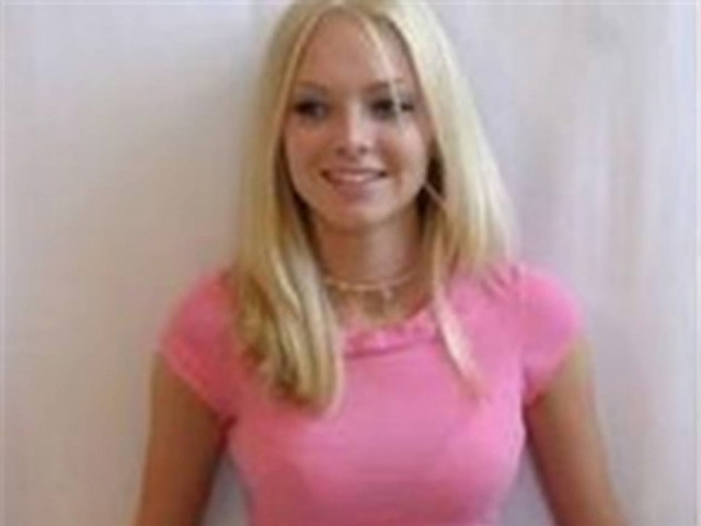 Δείτε πως άλλαξε αυτή η πολύ όμορφη κοπέλα όταν πάχυνε....