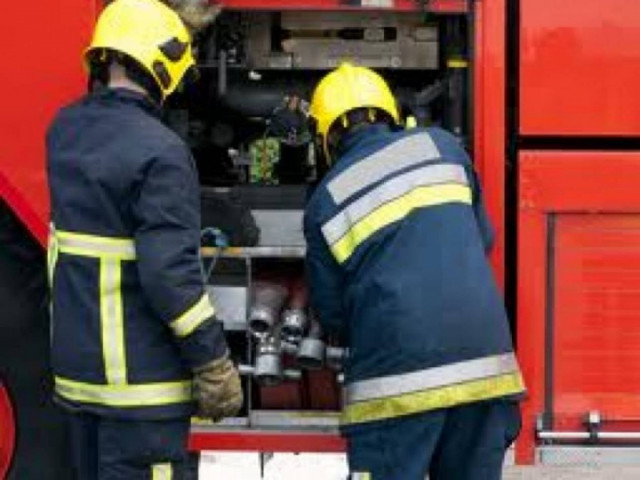 ΤΩΡΑ: Φωτιά σε σπίτι στην Κρήτη - Φόβοι για εγκλωβισμένο