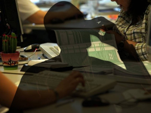 Ντροπή! Υπουργός απαίτησε ρουσφέτι από έφορο!