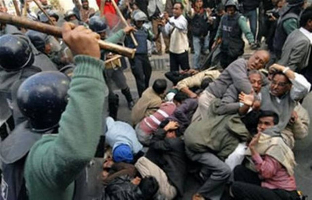 Μπανγκλαντές: 2 νεκροί σε συγκρούσεις διαδηλωτών με την αστυνομία