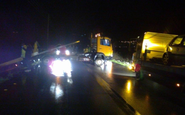 Παραλίγο να καταλήξει σε τραγωδία η βόλτα τριών φίλων (pics)