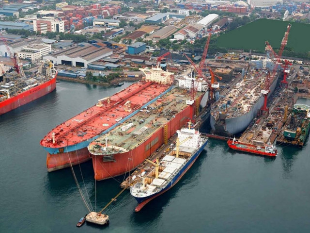 «Παραθυράκια» για εύκολη φοροδιαφυγή των εφοπλιστών