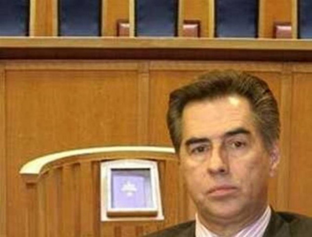 Η στιγμή που ο Παπαγεωργόπουλος ακούει την ποινή (βίντεο)