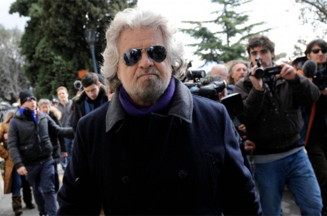 Γκρίλο: Ο Μπερσάνι με παρενοχλεί