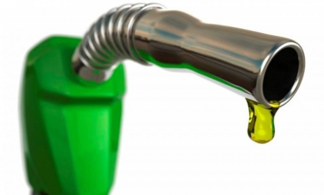 ΕΛΠΕ: Πτώση 30% στην κατανάλωση καυσίμων από το 2009