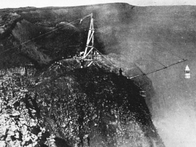 Σε αυτό το ηφαίστειο αυτοκτόνησαν 1290 άνθρωποι - Δείτε γιατί!