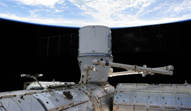 Στο διαστημικό σκάφος Dragon εντοπίστηκαν προβλήματα