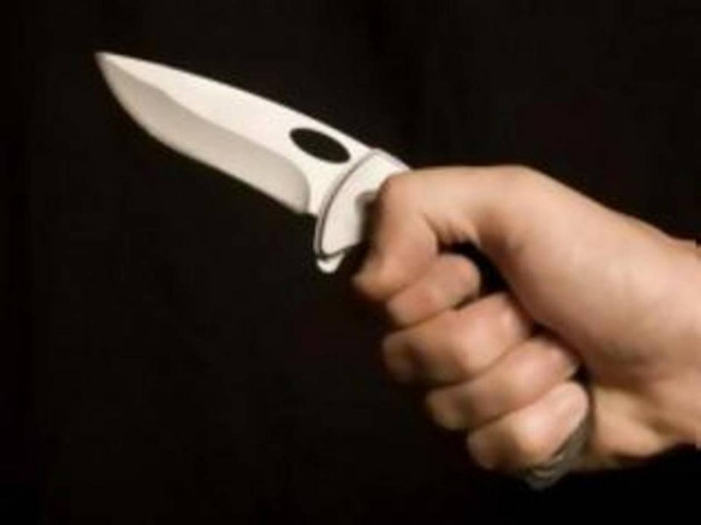 Aλλοδαποί μαχαίρωσαν 16χρονο μαθητή